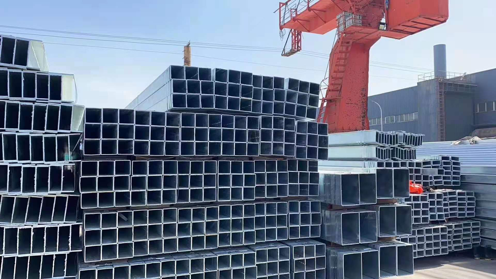 友發(fā)鍍鋅方管 庫房